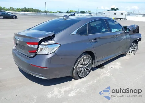 2020 Honda Accord Hybrid from USA, damaged, VIN 1HGCV3F15LA013424